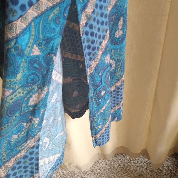 ๐Norton McNaughton Colorful Blue Paisley Tie-Back Sleeveless Maxi Dress - Picture 4 of 8